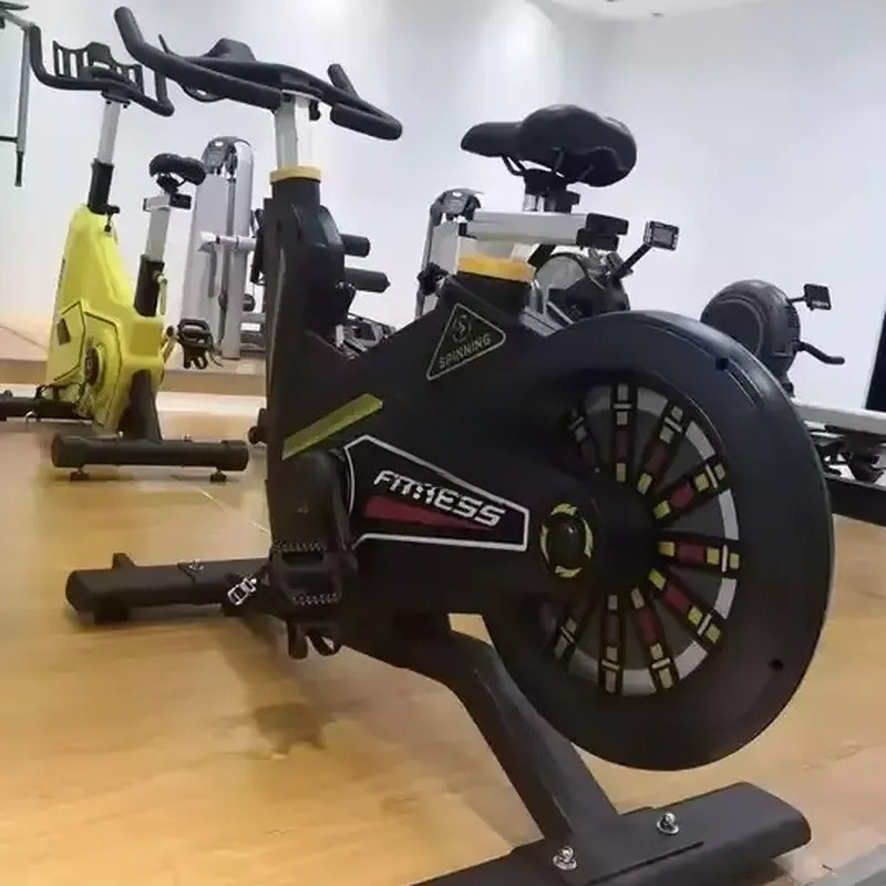 دراجة تمارين داخلية تجارية بنظ - مراجعة Home Gym Gym Equipment وسعره